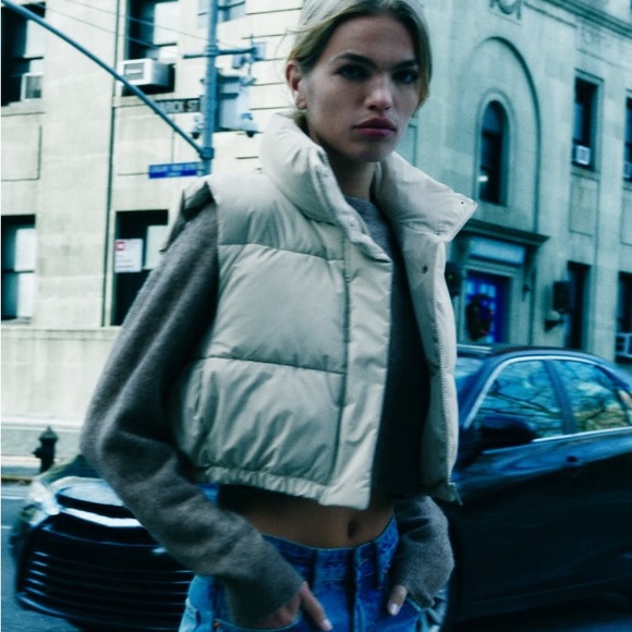 Zara Rubberized Cropped Vest - Picture 11 of 15